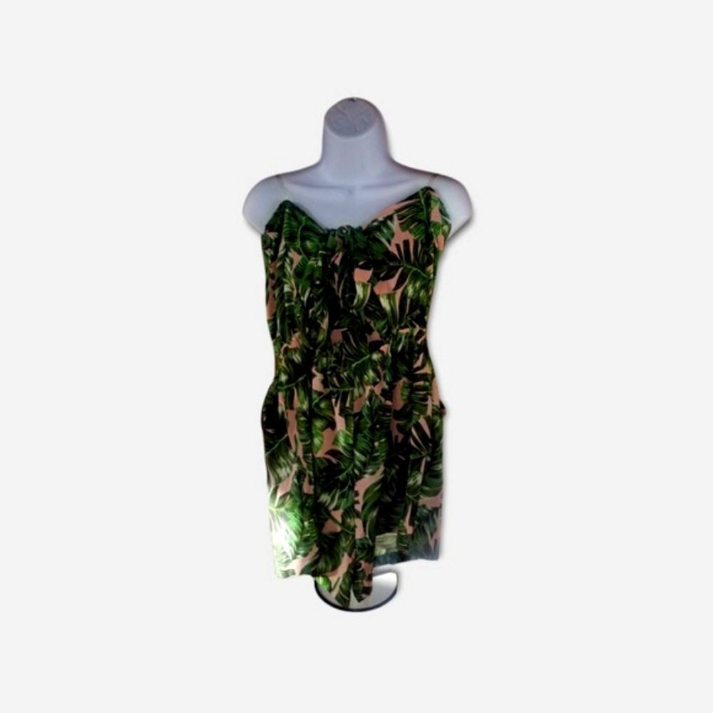 Rosette Strapless Romper Size Large
